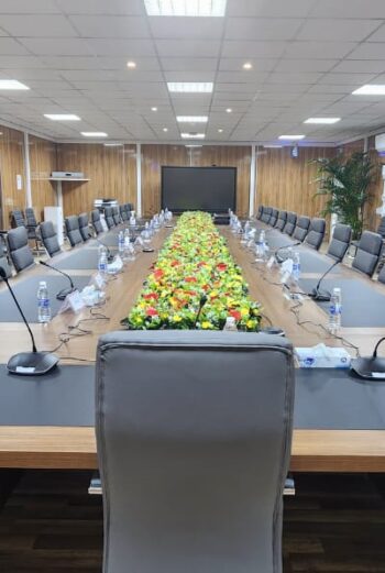 Meeting Rooms001